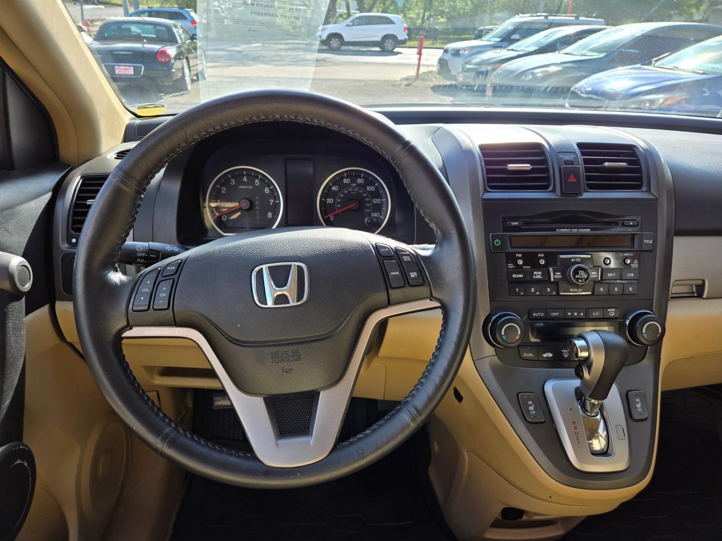 2010 Honda CR-V EX-L 4WD 5-Speed AT (5J6RE4H71AL) with an 2.4L L4 DOHC 16V engine, 5-Speed Automatic transmission, located at 503 West Court, Seguin, TX, 78155, (830) 379-3373, 29.568621, -97.969803 - Photo#5